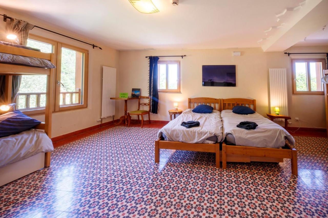 Eco-Hotel Et Yourtes Du Mercantour Guillaumes Ngoại thất bức ảnh