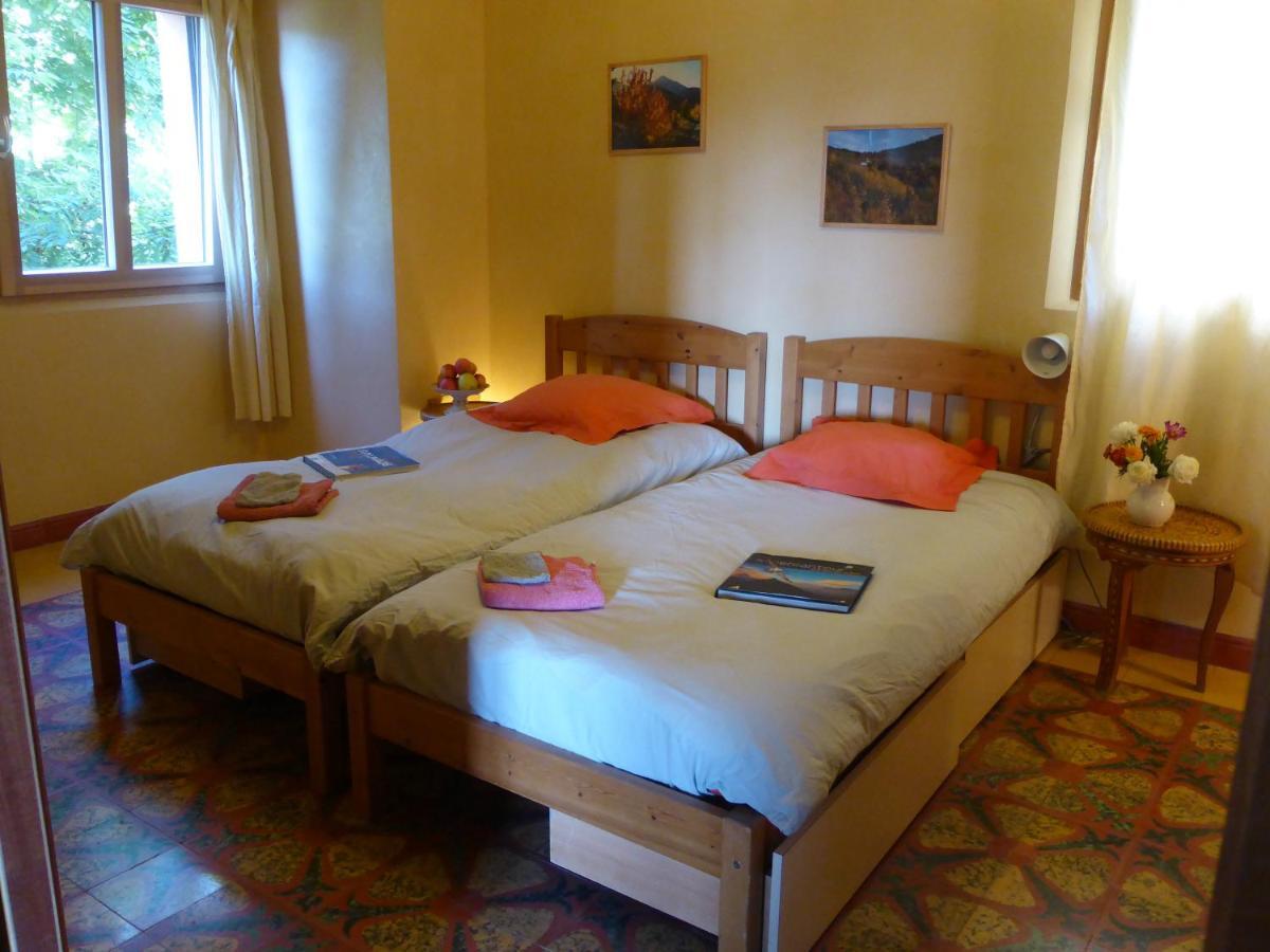 Eco-Hotel Et Yourtes Du Mercantour Guillaumes Ngoại thất bức ảnh